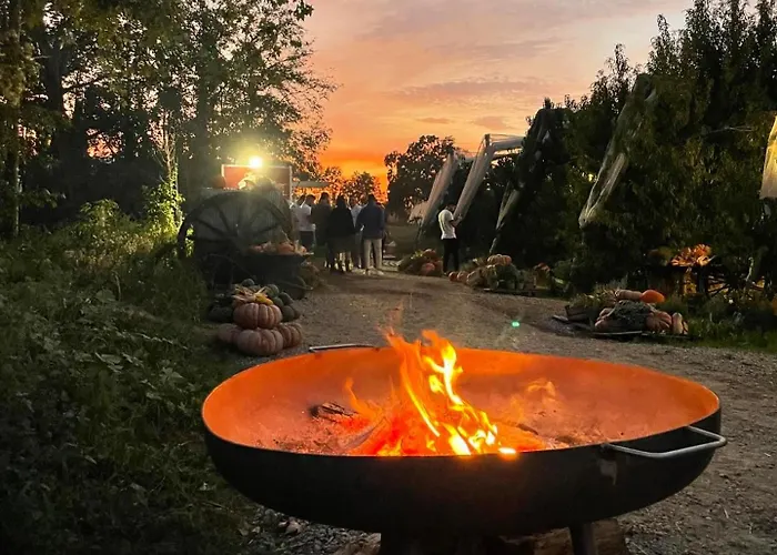 Hytte By The & Jacuzzi *