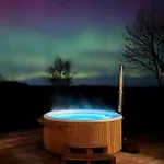 By The & Jacuzzi 山林小屋 皮亚纳德利亚尔巴内西