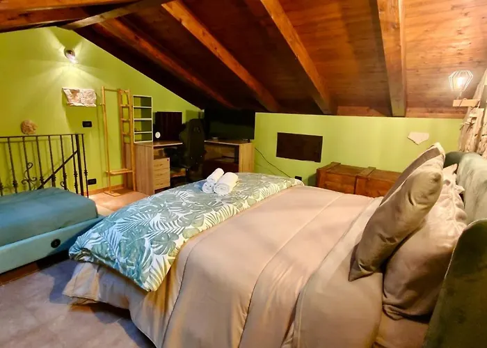 Lodge By The & Jacuzzi Piana Degli Albanesi